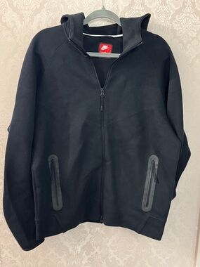 Nike Black Zippered Hooded Jacket